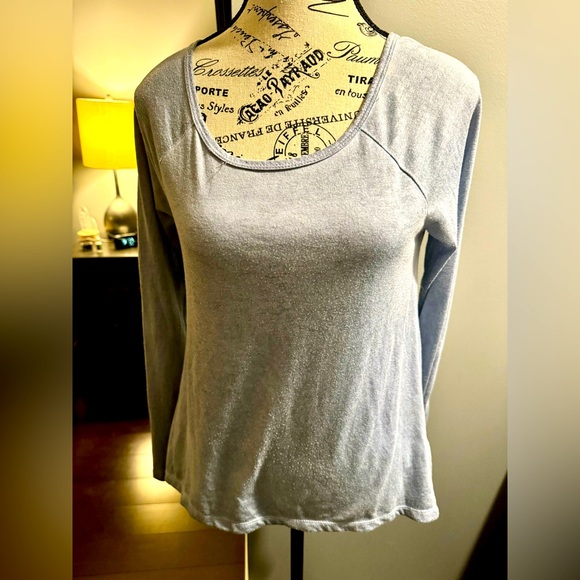 Roxy Long Sleeve - Picture 1 of 2